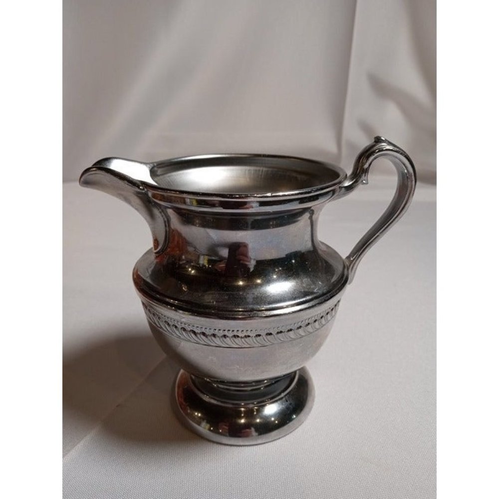Cromwell Silver MFG Co Cromium 4 & 1/8" Tall (4.5" w/Handle)‎ (1e3)